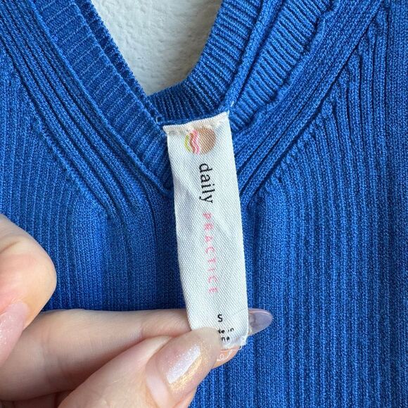 Anthropologie Daily Practice Azure Sapphire Blue Knit Flutter Sleeve Size Small - Picture 4 of 8